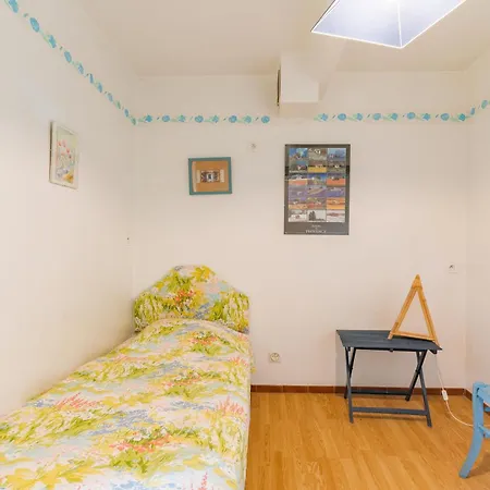 Conciergerie Chateau D'allemagne *