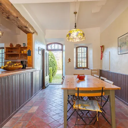 Holiday home Conciergerie Chateau D'allemagne Allemagne-en-Provence